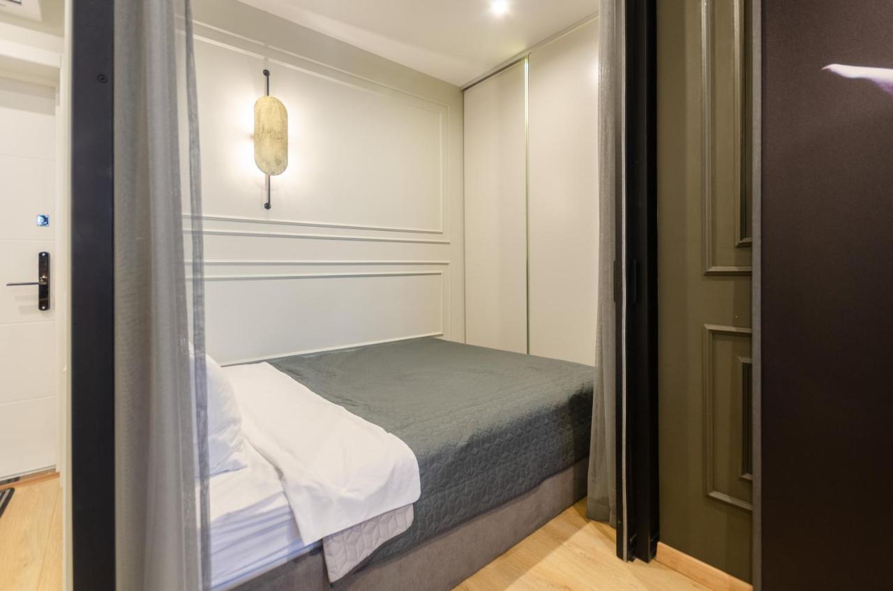 Petrovdom Apartment 183А-183B In Rc New York Concept House, 74 Antonovycha Street Kiev Exteriör bild