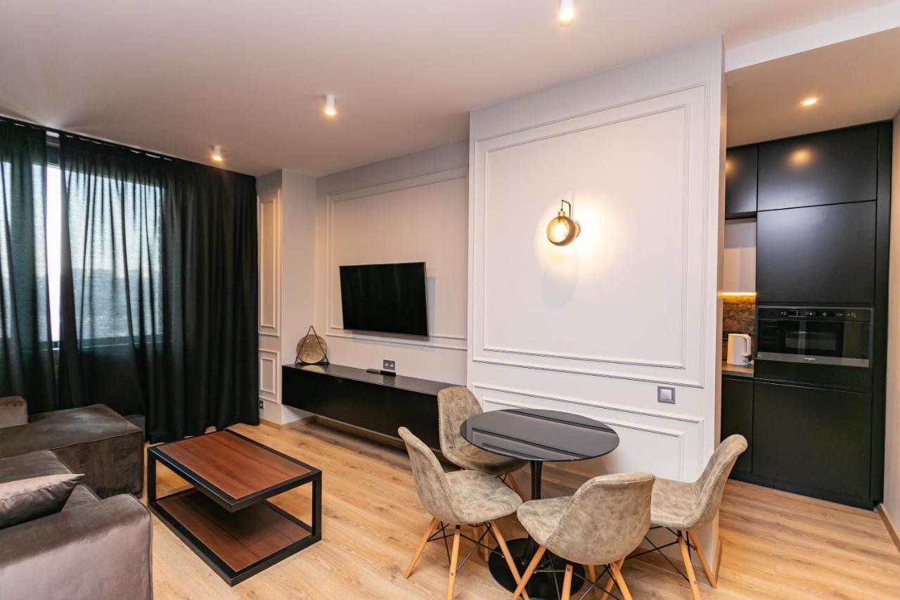 Petrovdom Apartment 183А-183B In Rc New York Concept House, 74 Antonovycha Street Kiev Exteriör bild